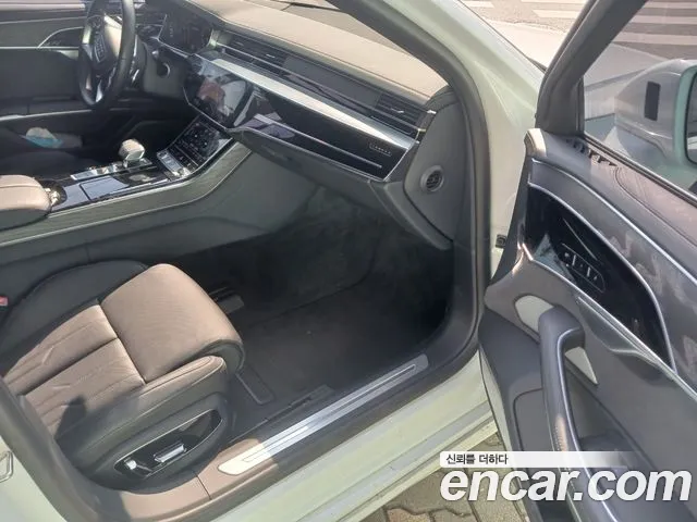 Audi A8 55 TFSI quattro Premium LWB — Фото автомобиля 17