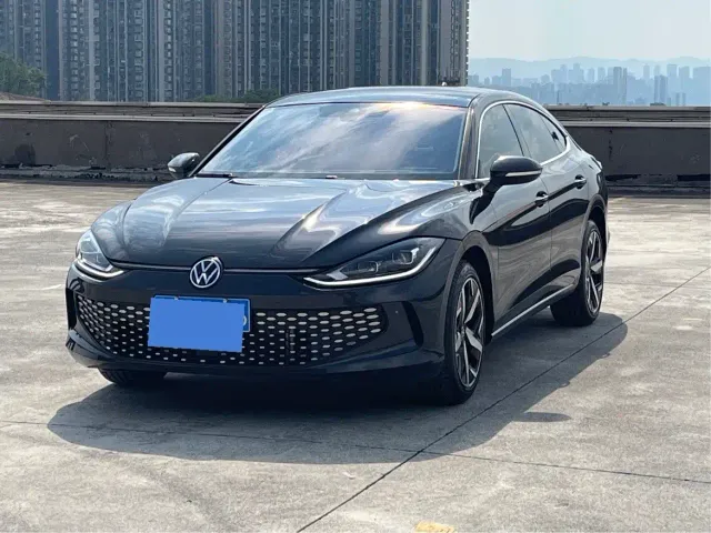 Фотография автомобиля — Volkswagen Lamando