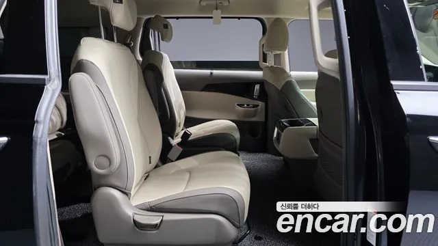 Kia Canival Carnival 4 поколение Дизель 9 мест Noblesse — Фото автомобиля 5
