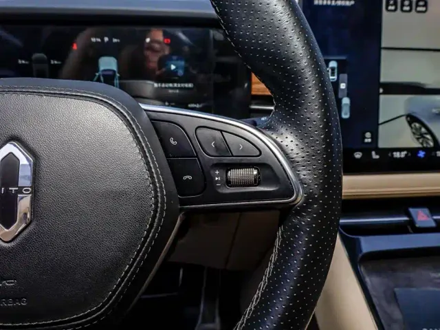 Aito M5 — Фото автомобиля 15