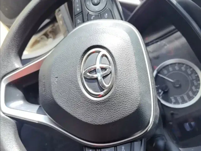 Toyota Corolla — Фото автомобиля 14