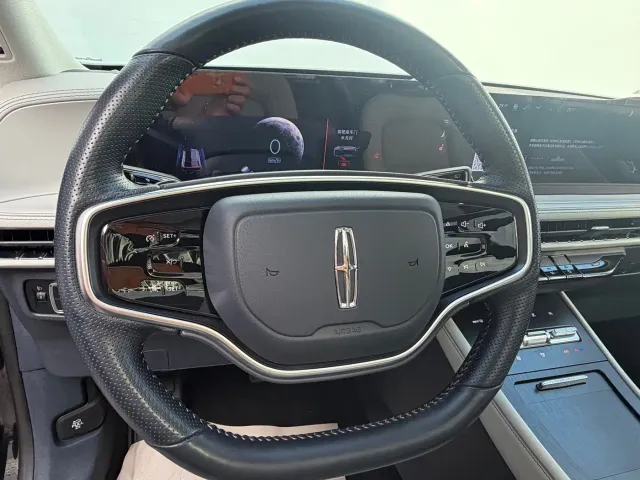Lincoln Corsair — Фото автомобиля 10