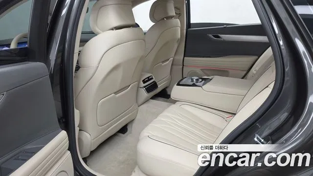 Genesis G80 Бензин 2.5 турбо 2WD — Фото автомобиля 24