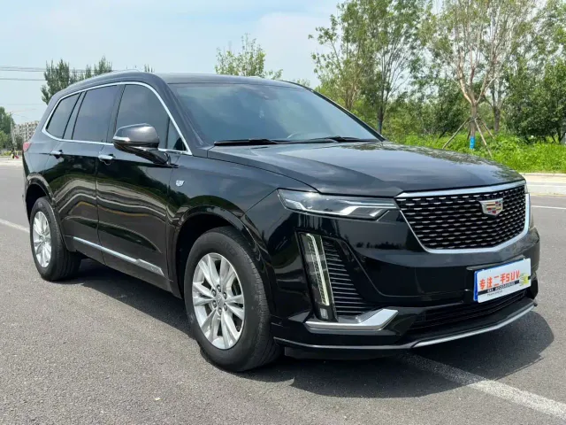 Cadillac XT6 — Фото автомобиля 2