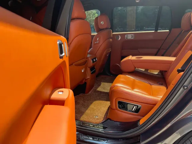 Li Auto L7 — Фото автомобиля 8