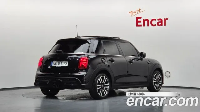 Mini Cooper — Фото автомобиля 2
