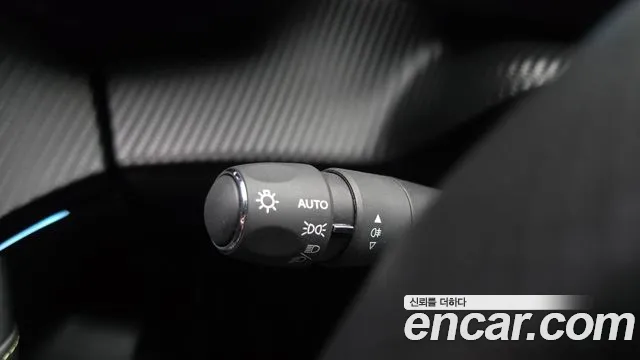 Peugeot 2008 2nd Gen — Фото автомобиля 29