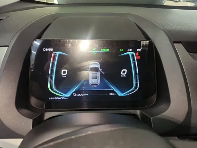 BYD Yuan Pro — Фото автомобиля 11