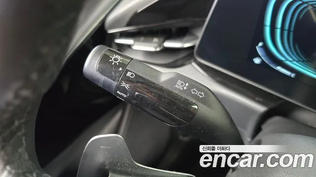 Kia Niro The All New — Фото автомобиля 29