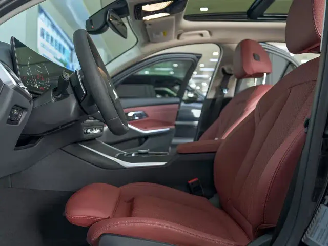 BMW 3 Series — Фото автомобиля 10