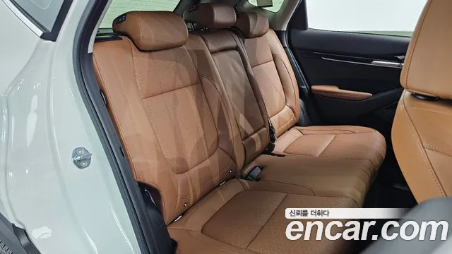 Kia Seltos Бензин 1.6 турбо 2WD — Фото автомобиля 5