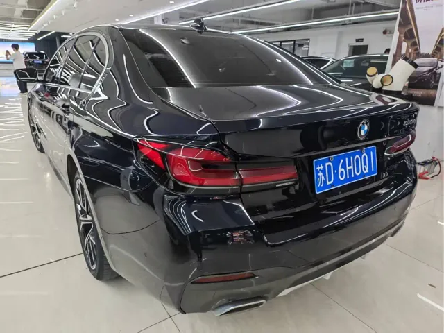 BMW 5 Series — Фото автомобиля 7