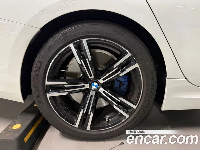 BMW 3-Series 3 серия (G20) 320i M Sport — Фото автомобиля 11