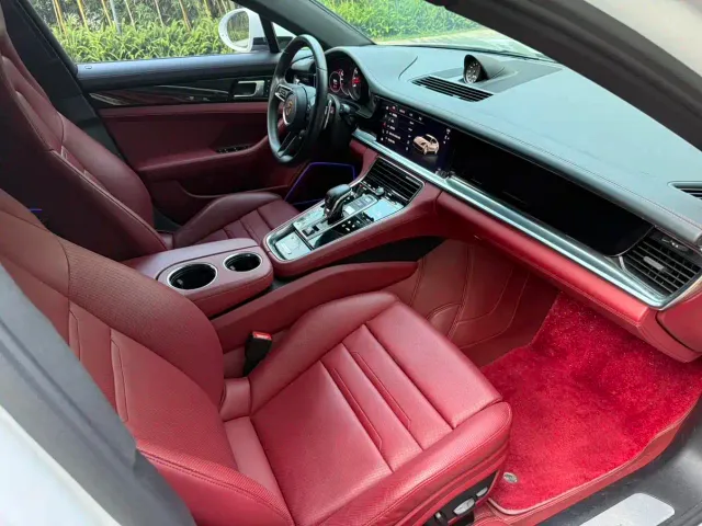 Porsche Panamera — Фото автомобиля 11