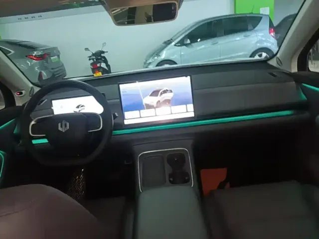 Leapmotor C10 — Фото автомобиля 9