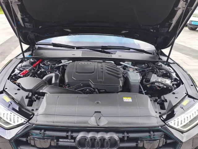 Audi A7L — Фото автомобиля 26
