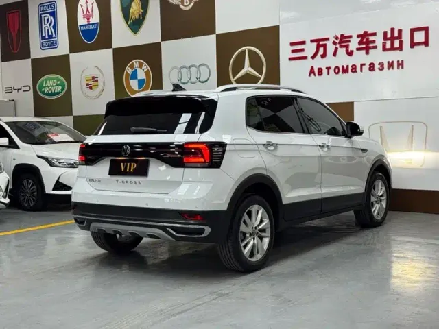 Volkswagen T-Cross — Фото автомобиля 6