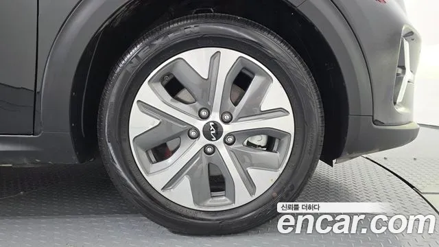 Kia Niro Niro Plus Air — Фото автомобиля 6