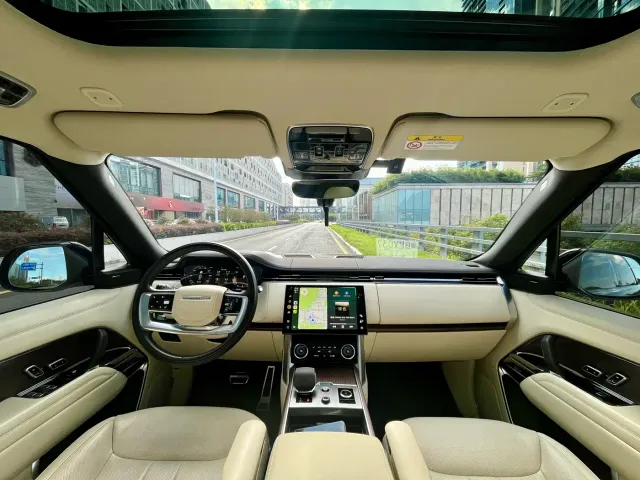 Land Rover Range Rover — Фото автомобиля 11