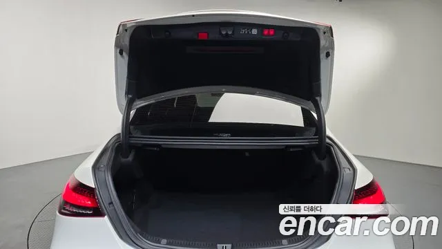 Mercedes-Benz E-Class W213 — Фото автомобиля 26