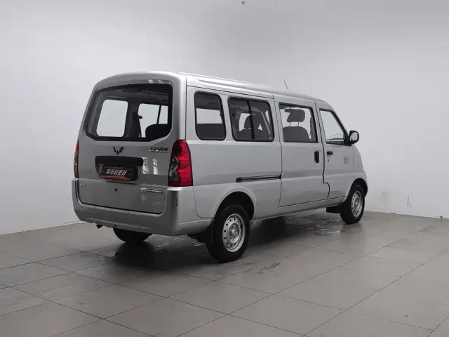Wuling Rongguang — Фото автомобиля 2