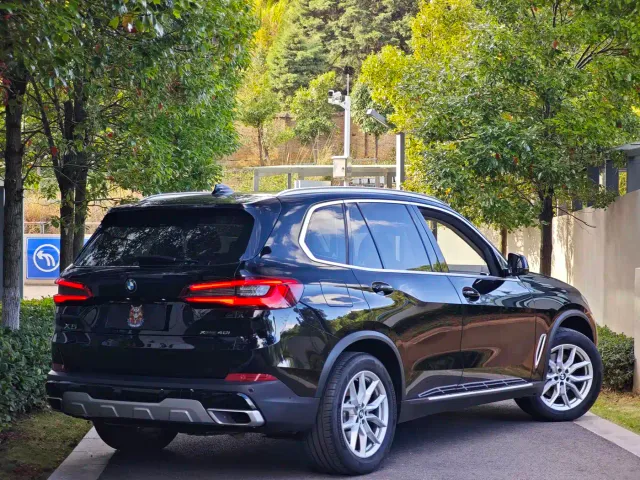 BMW X5 — Фото автомобиля 6