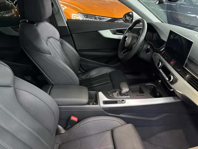 Audi A4L — Фото автомобиля 3