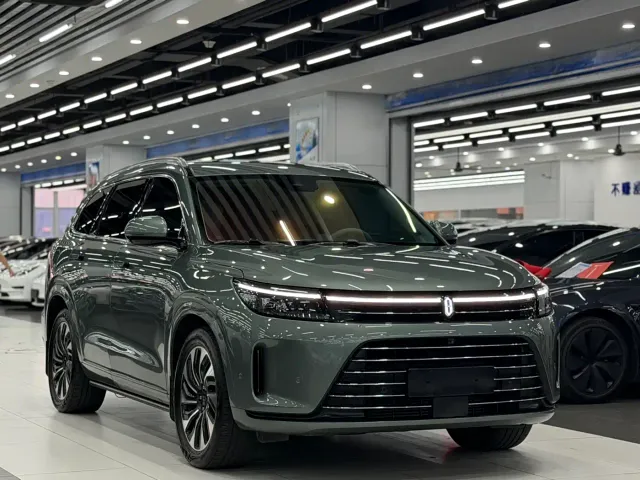 Aito M7 — Фото автомобиля 3