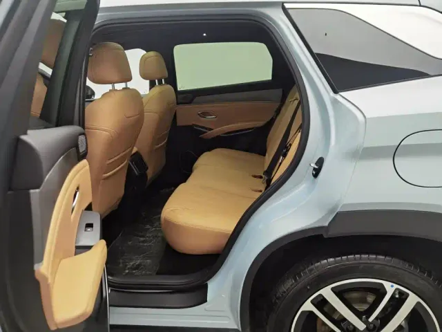BYD Song L DM-i — Фото автомобиля 15