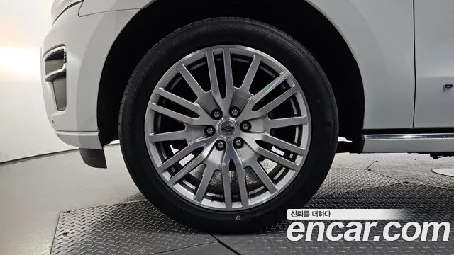 Ford Expedition — Фото автомобиля 4