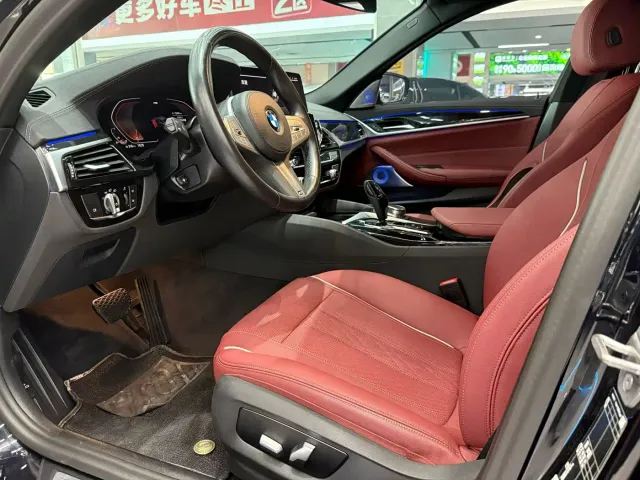 BMW 5 Series — Фото автомобиля 4