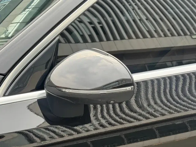 Mercedes-Benz GLC-Class — Фото автомобиля 11