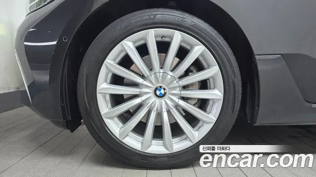 BMW Gran Turismo — Фото автомобиля 5