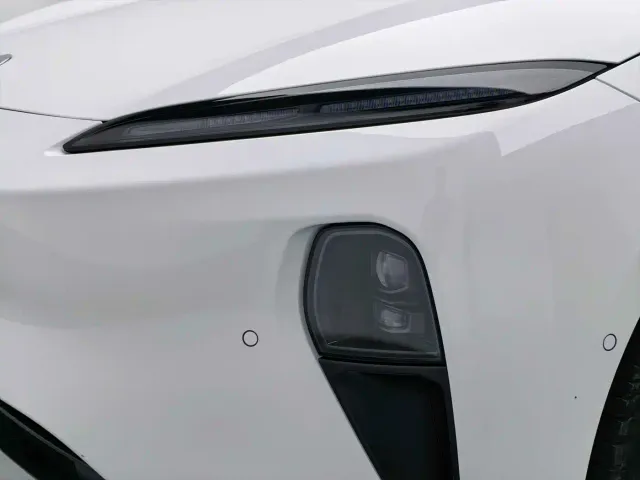 Nio ET5 Touring — Фото автомобиля 12