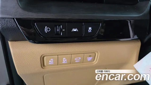 Kia Carnival — Фото автомобиля 18