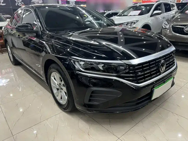 Volkswagen Passat — Фото автомобиля 6