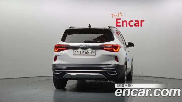 Kia Seltos — Фото автомобиля 4