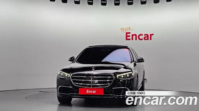 Mercedes-Benz S-Class — Фото автомобиля 3