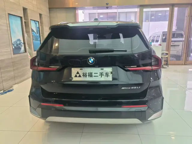 BMW X1 — Фото автомобиля 15