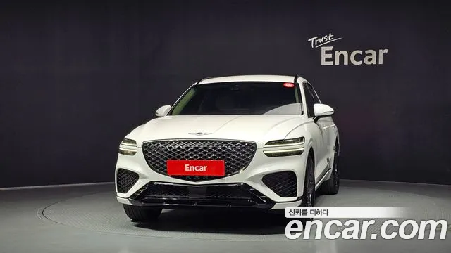 Genesis GV70 — Фото автомобиля 3
