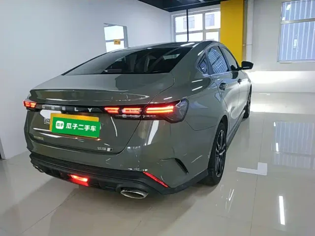 Geely Binrui — Фото автомобиля 6