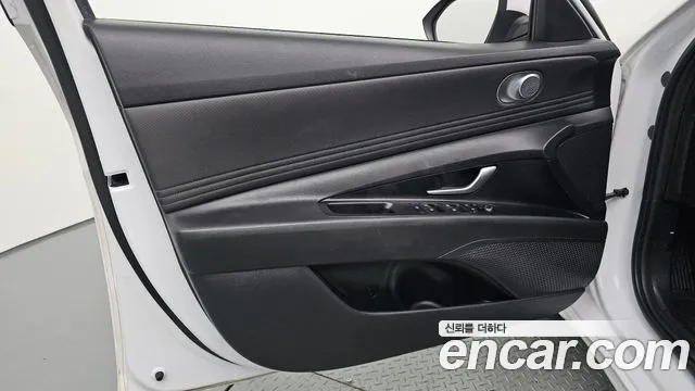 Hyundai Avante — Фото автомобиля 13