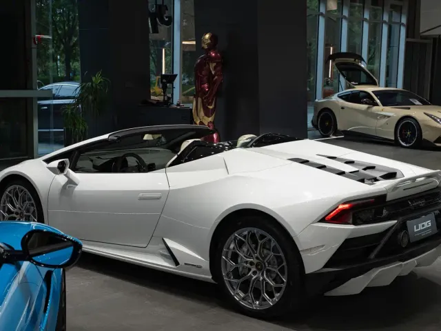 Lamborghini Huracan — Фото автомобиля 7