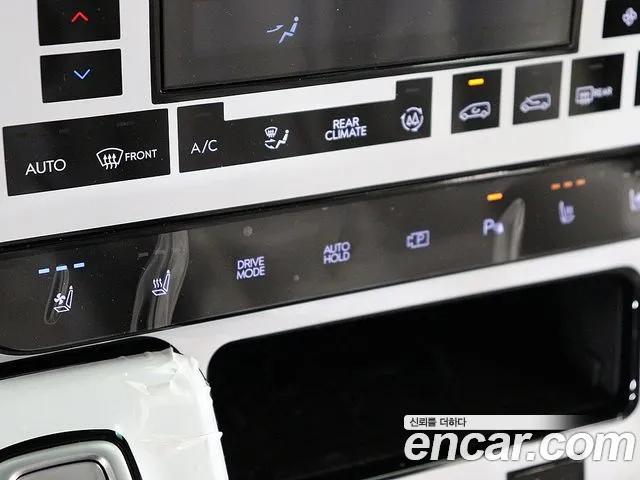 Hyundai Staria Staria 4WD Lounge 7 мест — Фото автомобиля 10