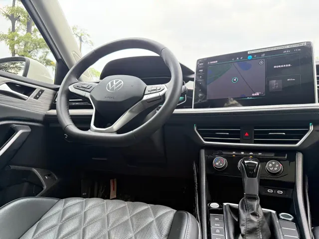 Volkswagen Sagitar — Фото автомобиля 7