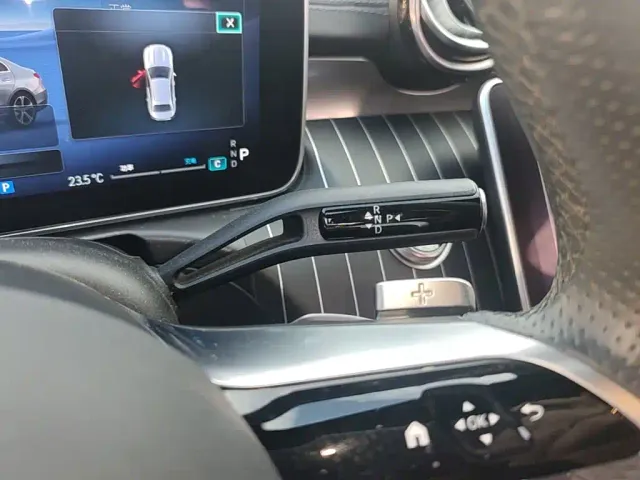 Mercedes-Benz C-Class — Фото автомобиля 13