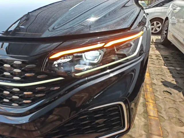 Volkswagen Passat — Фото автомобиля 23