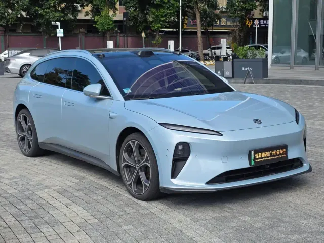 Nio ET5 Touring — Фото автомобиля 3
