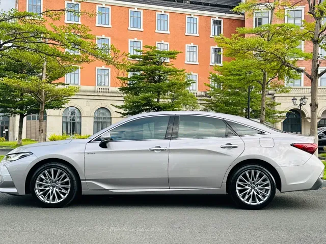 Toyota Avalon — Фото автомобиля 4