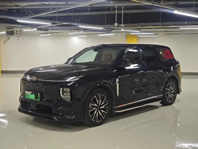 Фотография автомобиля — Changan Qiyuan Q07